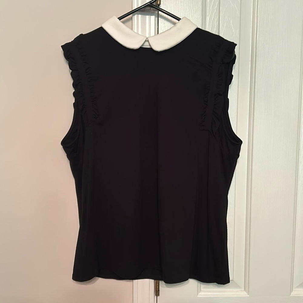 CeCe ruffle shoulder shirt with white collar L